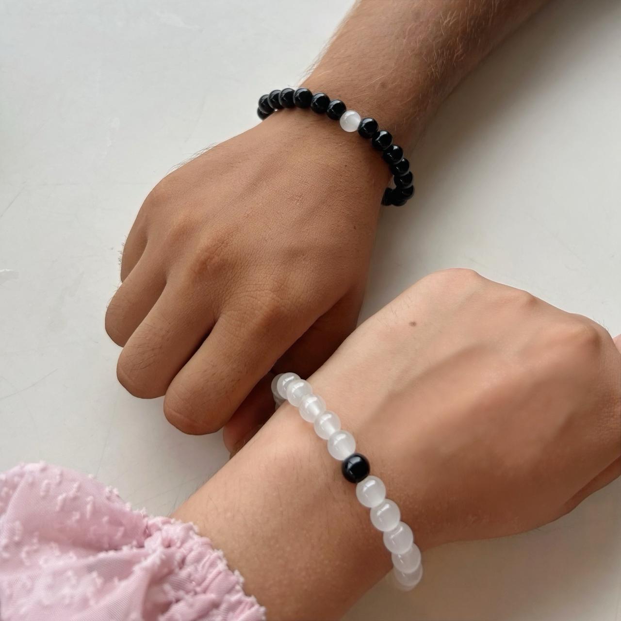 Black & White Harmony Bracelet Set